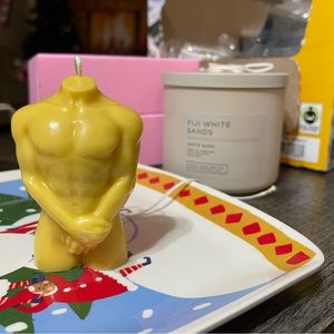 🕯️3/$10 Man Figure Candle🕯️